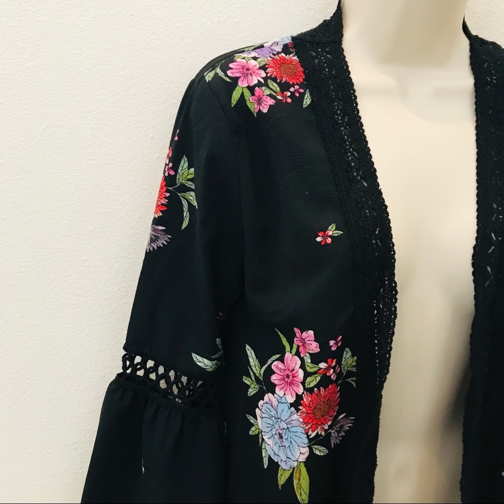 Kimono style bell sleeve black cardigan size XS